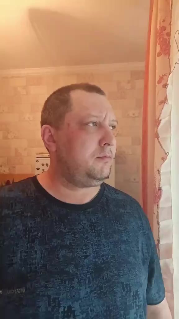 Он плохо просил.